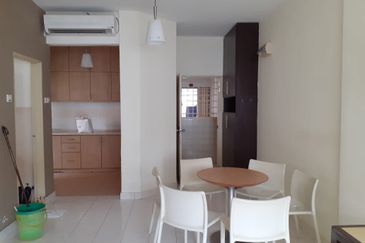 Vista Hatamas Apartment