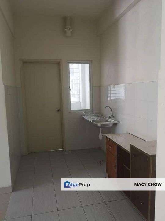 New Painting Tiara Hatamas Cheras Condo Basic Unit MRT Ekocheras , Selangor, Cheras