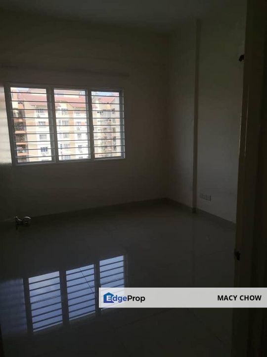 New Painting Tiara Hatamas Cheras Condo Basic Unit MRT Ekocheras , Selangor, Cheras