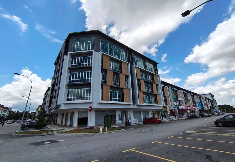 Avenue 3 @Medan Puteri