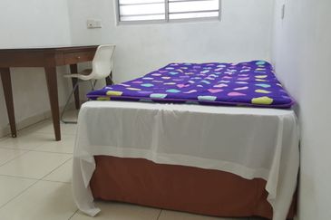 2sty Taman Tayton cheras Connaught 