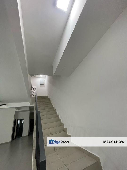 3 Storey Orchid Hills Residensi Bukit Orkid Batu 9, Selangor, Cheras