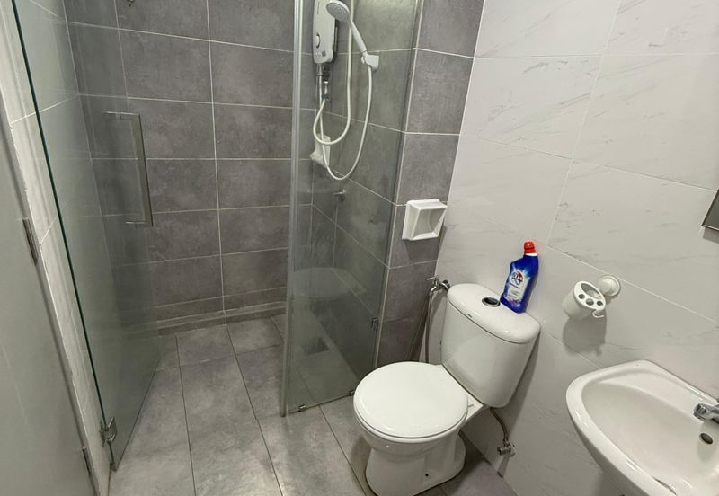 Imperial Hatamas Condominium