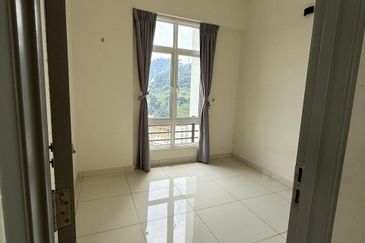 Imperial Hatamas Condominium