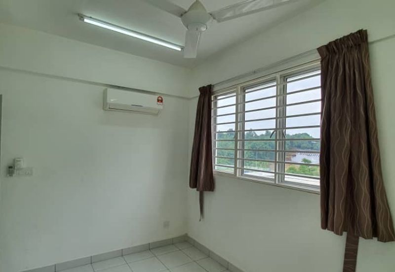 The Residence 1 @ Tiara South