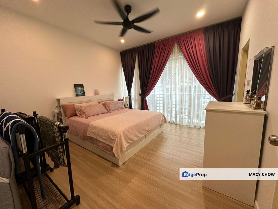 3sty House Tiara South semenyih fully furnished , Selangor, Semenyih