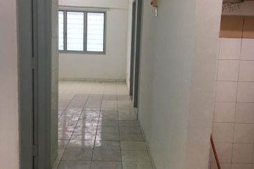 Sri Rakyat Apartment