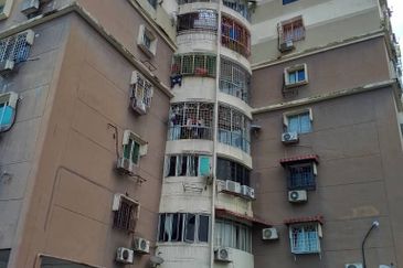 Pandan Heights Condominium