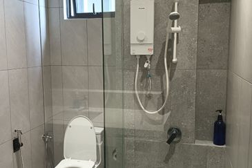 Emerald 9 Condominium