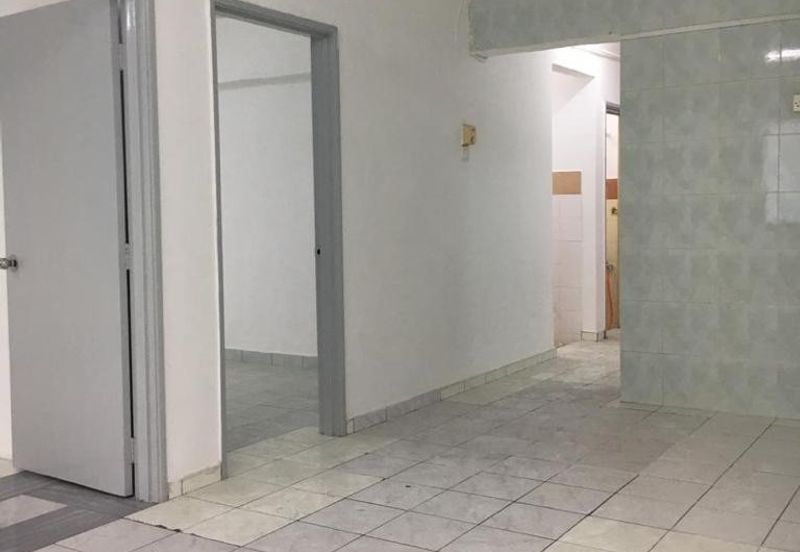 Sri Rakyat Apartment