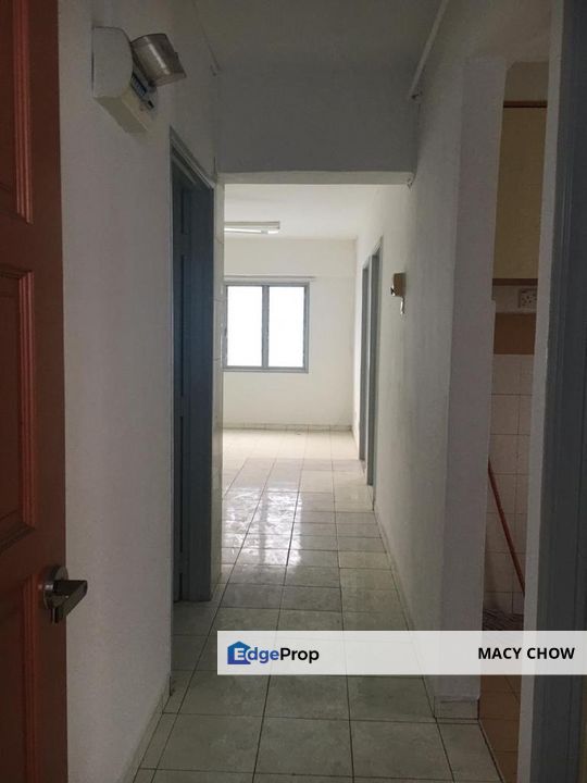 Sri Rakyat Apt Bukit Jalil near Pavilion , Kuala Lumpur, Bukit Jalil