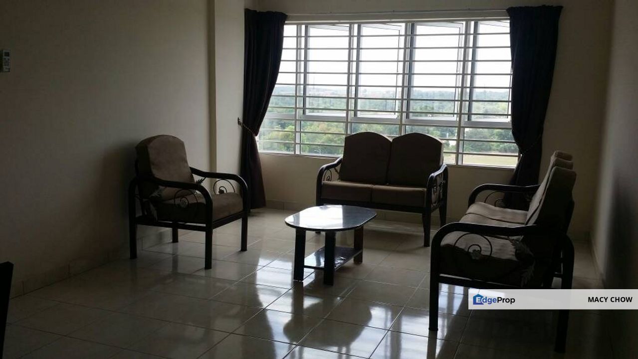 TIARA RESIDENCE 1 Semenyih kajang With furnished , Selangor, Semenyih