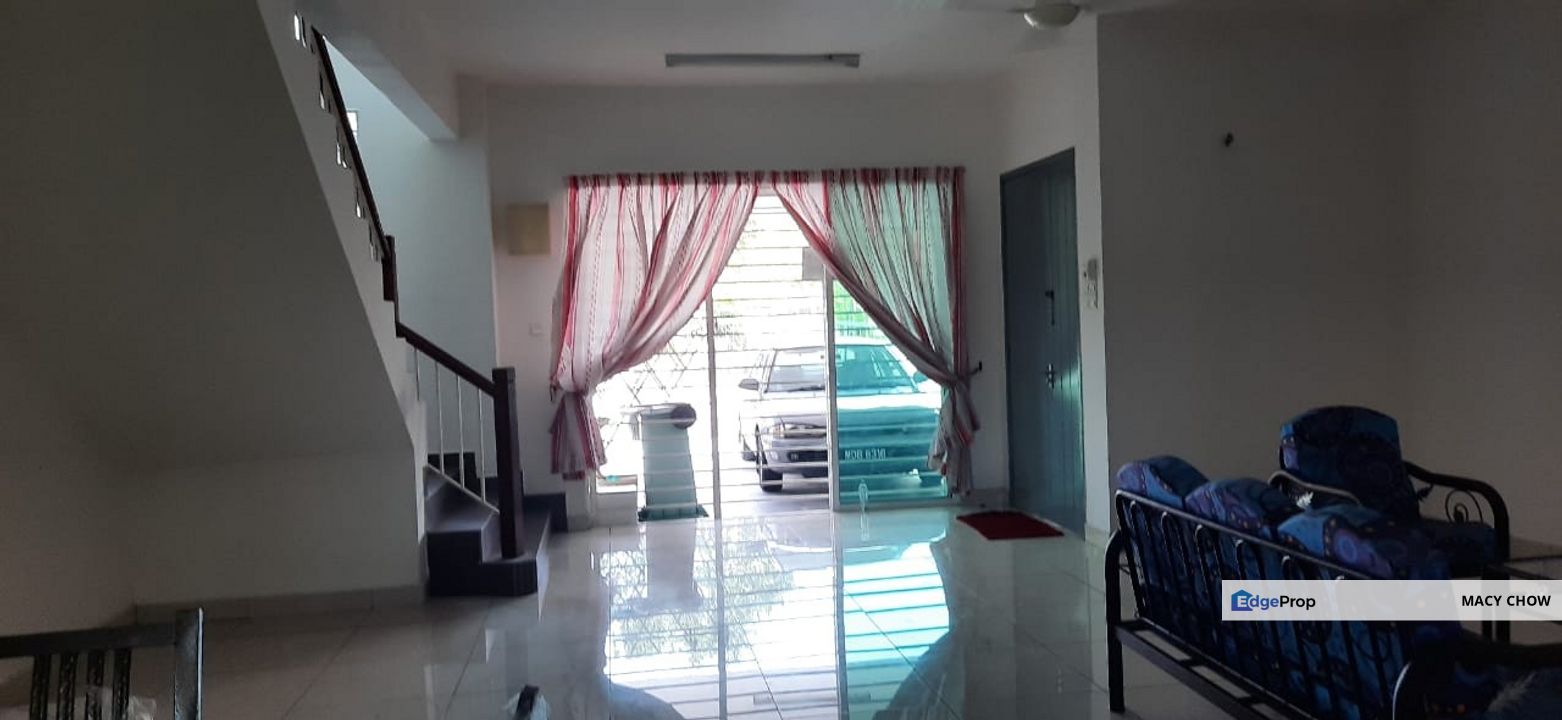 2sty TIARA EAST RESIDENCE with furnished , Selangor, Semenyih