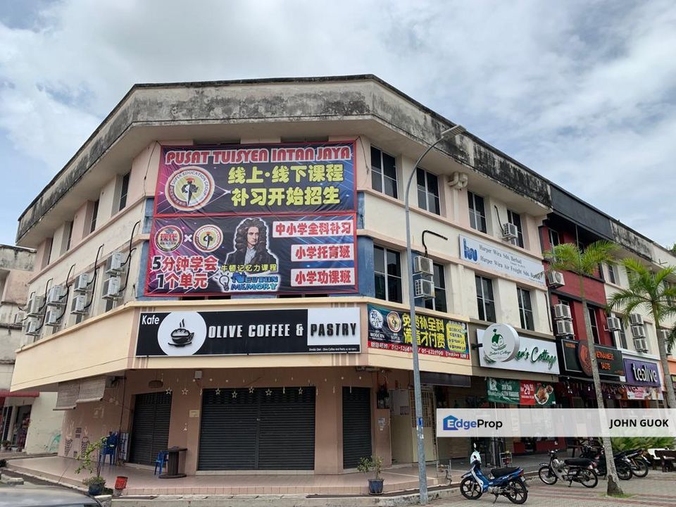 3 Storey Shoplot Bandar Baru Teluk Intan for Sale @RM900,000 By JOHN ...