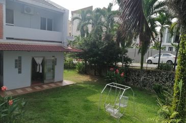 3 Storeys Bungalow Taman OUG KL