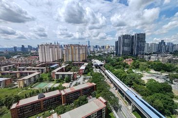 SkyMeridien @ Sentul East