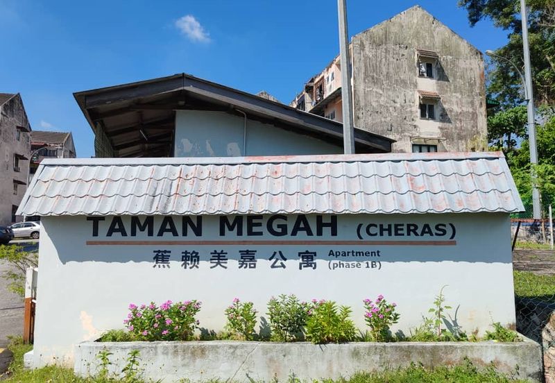 Taman Megah Cheras Apartment