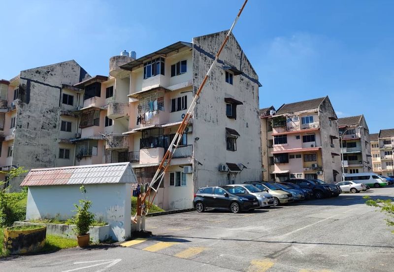 Taman Megah Cheras Apartment