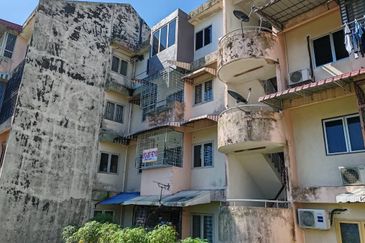 Taman Megah Cheras Apartment