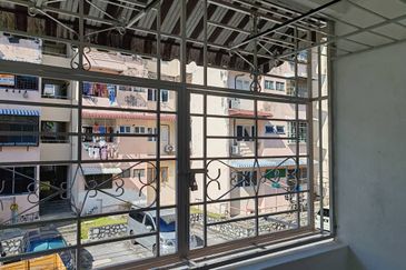 Taman Megah Cheras Apartment