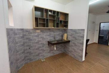 3 Storeys Semi-D HOSTEL Kampung Tasek Permai Ampang