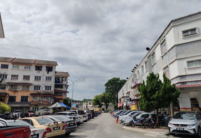 Taman Setia Balakong