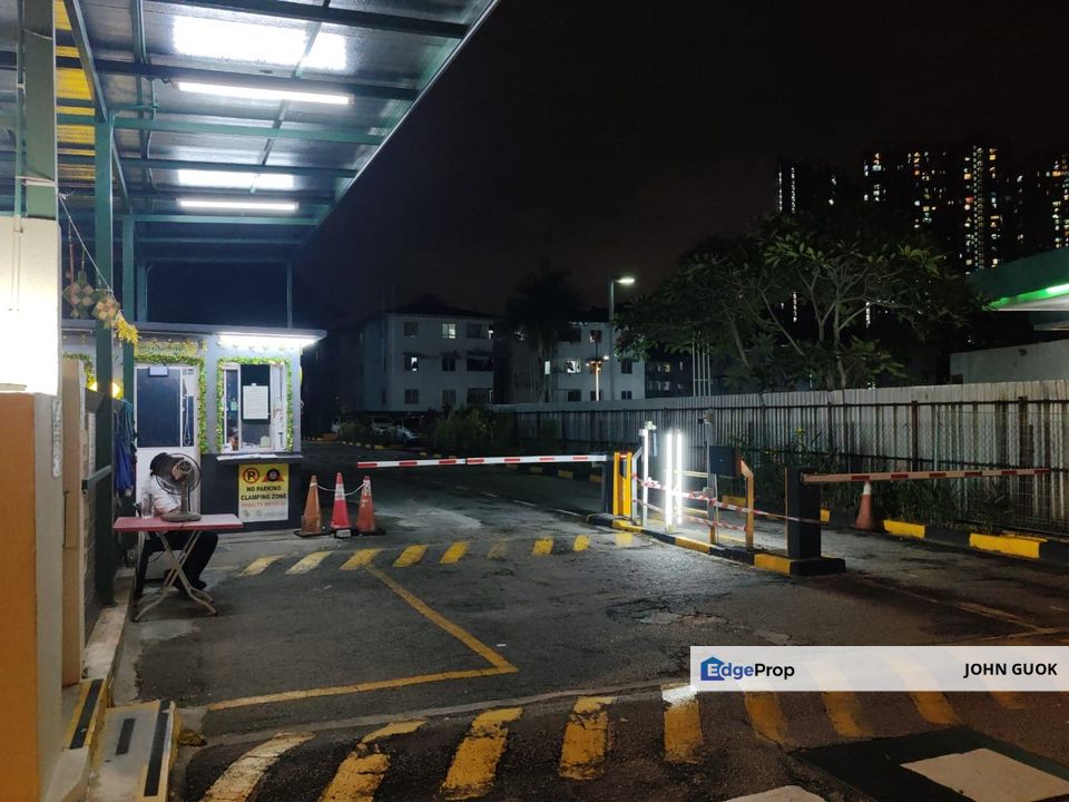 Hijau Ria Condo Kepong Indah KL, Block 7 Corner, Kuala Lumpur, Kepong