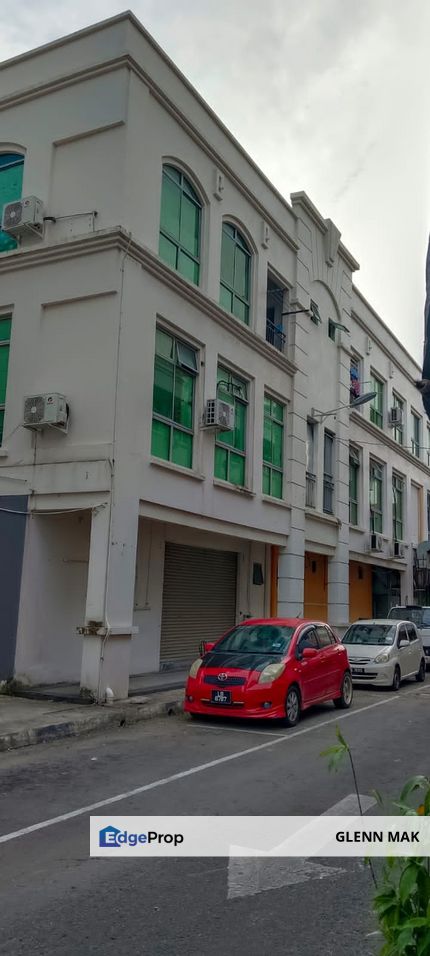 Lazenda Commercial Centre, Labuan, 