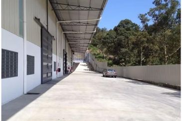Factory / Warehouse at Semenyih Selangor