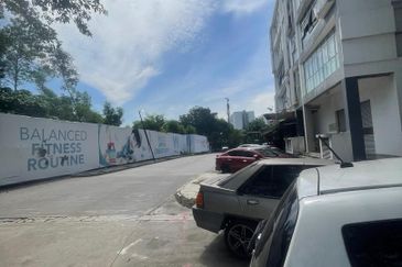 Prima Bizwalk Business Park