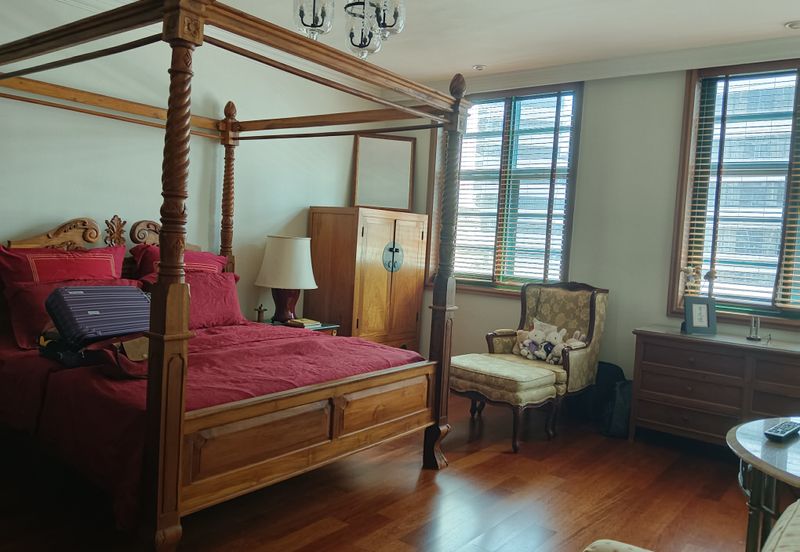 Corinthian Condominium