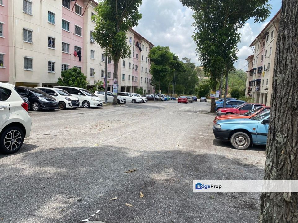 Flat Pangsapuri Sunway Sinar Sunway Kayangan Shah Alam Level 4, Selangor, Shah Alam