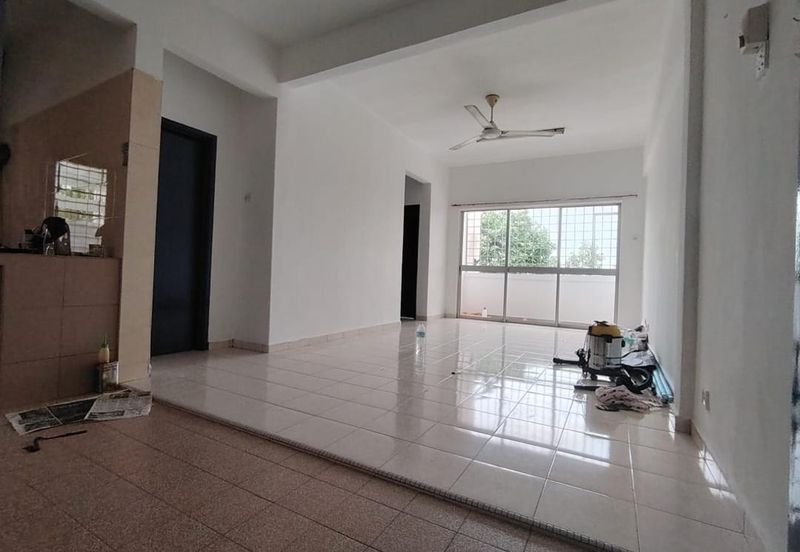 Pangsapuri Desa Subang