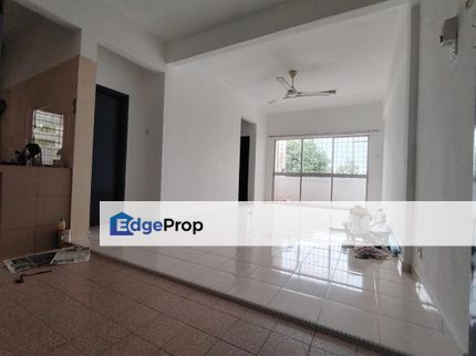 Subang Bestari Pangsapuri Desa Subang Tkt 2, Selangor, Subang