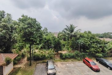 Pangsapuri Desa Subang