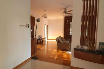 Kota Kemuning ~ Bungalow with beautiful golf view for sale  