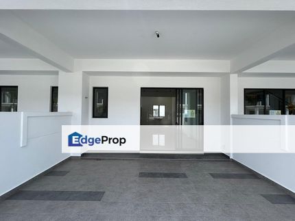 Double storey new terrace house at Robin Rimbayu, Selangor, Telok Panglima Garang