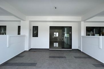 Robin at Bandar Rimbayu, Double storey new terrace house for sale