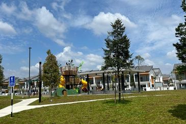 Robin at Bandar Rimbayu, Double storey new terrace house for sale