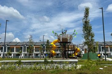 Robin at Bandar Rimbayu, Double storey new terrace house for sale