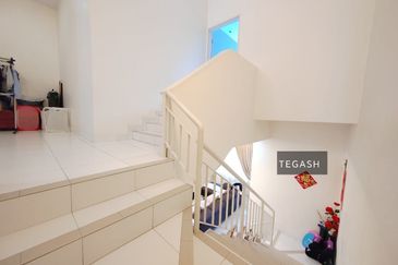 Indah 12, Setia Alam