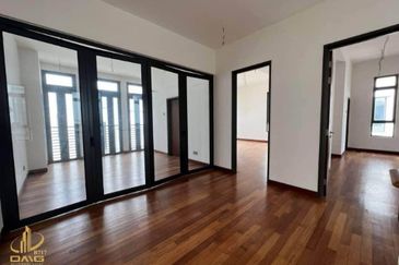 Brand New Bare Unit Casa Sutra Setia Alam Double Storey Bungalow For Sale