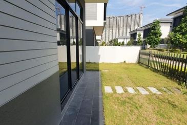 Dremien @ Eco Ardence