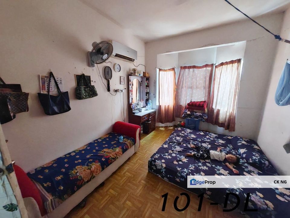 Limited Unit Pelangi Court Apartment Klang Parade Klang Jalan Meru , Selangor, Klang