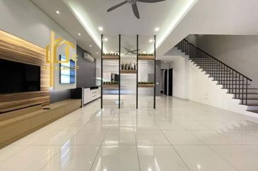 Duta Villa, Setia Alam