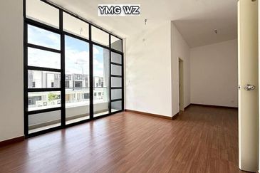 2 Storey Superlink Musika Homes Setia Alam  Phase - Altora For Sale