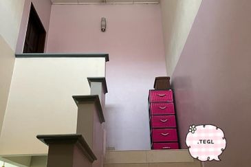 Daisy, Bandar Bukit Raja