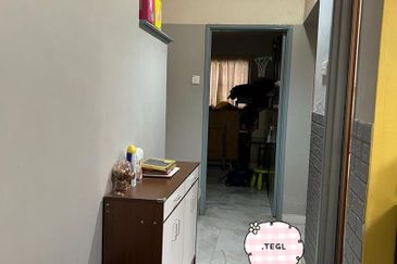 Daisy, Bandar Bukit Raja