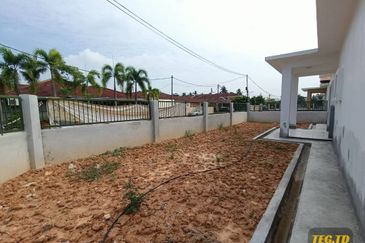 New Project  @ Batu 5 Jalan Kapar 1-sty Terrace House