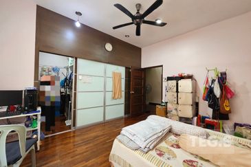 Jalan Anggerik 31/109B 